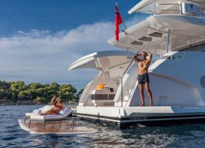 Pearl 95 yacht price