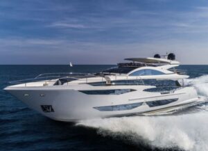 Pearl 95 luxury yacht