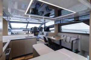 PEARL 62 MADNESS V GALLEY