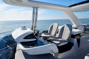 Pearl 62 – FIERY ANGEL FLYBRIDGE