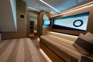 Pearl 62 – FIERY ANGEL LOWER DECK
