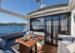 MAREX 440 GOURMET CRUISER EXTERIOR