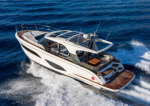 MAREX 440 GOURMET CRUISER RUNNING