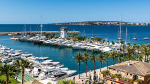 mooring rent Puerto Portals