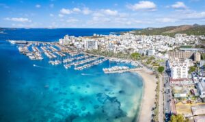 hiring a yacht in baleares