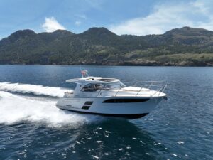 Marex 310 Sun Cruiser Peggy G Running