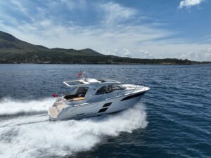 Marex 310 Sun Cruiser Peggy G Running