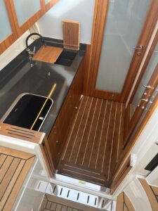 Marex 310 Sun Cruiser Peggy G Onboard