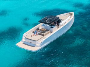 PARDO 50 CHARTER LIFESTYLE