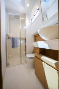 PARDO 50 CHARTER INTERIOR
