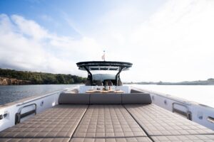 PARDO 50 CHARTER BOARD