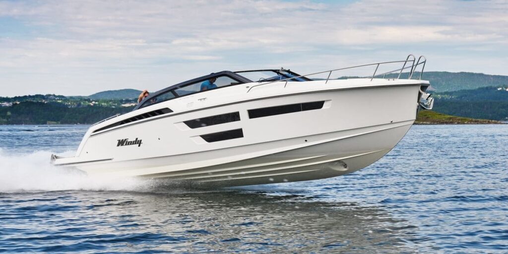 running Windy 37 Shamal