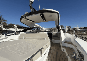 Fairline Traga 45 Exterior