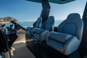 PARDO 43 DECK DETAILS