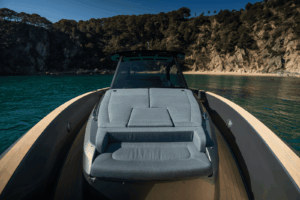 PARDO 43 DECK DETAILS