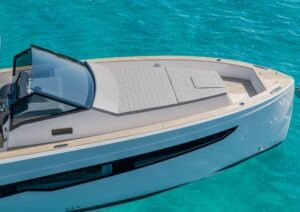 FIART SEAWALKER 39 EXTERIOR - VIRAGE OF LONDON
