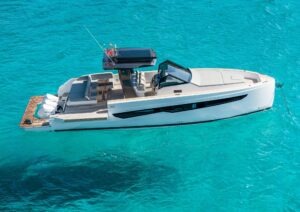 FIART SEAWALKER 39 STILL - VIRAGE OF LONDON