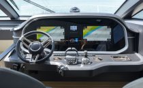 PEARL 62 MADNESS V HELM