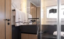 PEARL 62 MADNESS V TWIN CABIN