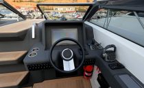 Helm Position Windy 37 Shamal