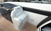 Co-pilot seat Windy 37 Shamal