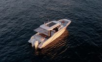 AIATA WAYFINDER 38 SUNTOP EXTERIOR