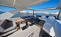 Pearl 62 – FIERY ANGEL FLYBRIDGE