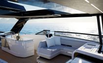 Pearl 100 Hybrid Exterior - Flybridge Door