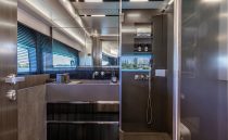 Pearl 72 rent a yacht balearics