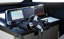 Pearl 73 Interior Midship Helm