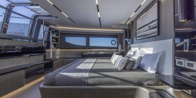 Pearl 82 - Interior 10