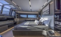 Pearl 82 - Interior 10