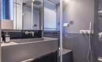 Pearl 82 - Interior 17