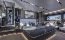 Pearl 82 - Interior 8