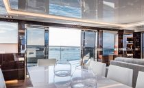 Pearl 95 yacht dealers