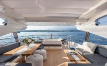 buy a Pearl 95 yacht