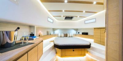 pardo 43 interior double bed