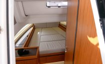 AIATA WAYFINDER 38 SUNTOP INTERIOR